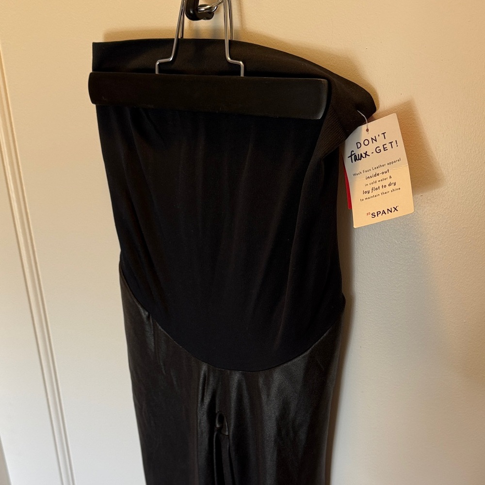 NWT Spanx Maternity XS Faux Leather Maternity Leggings